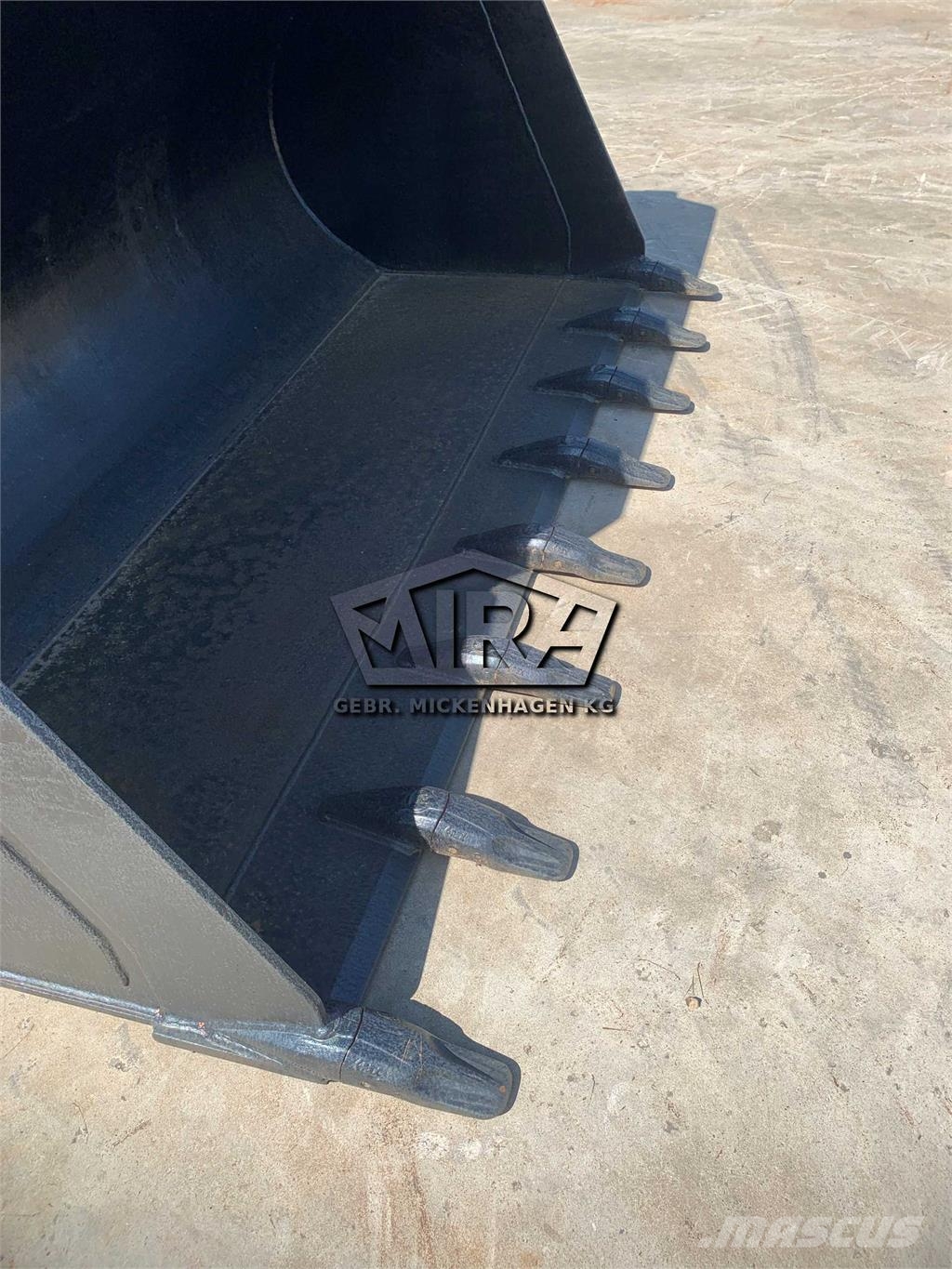 Volvo 2550 mm / SW Volvo L60-L90 Cucharones