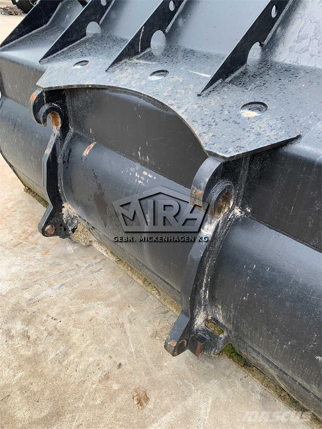 Volvo 2700 mm / SW Volvo L60-L90 Cucharones