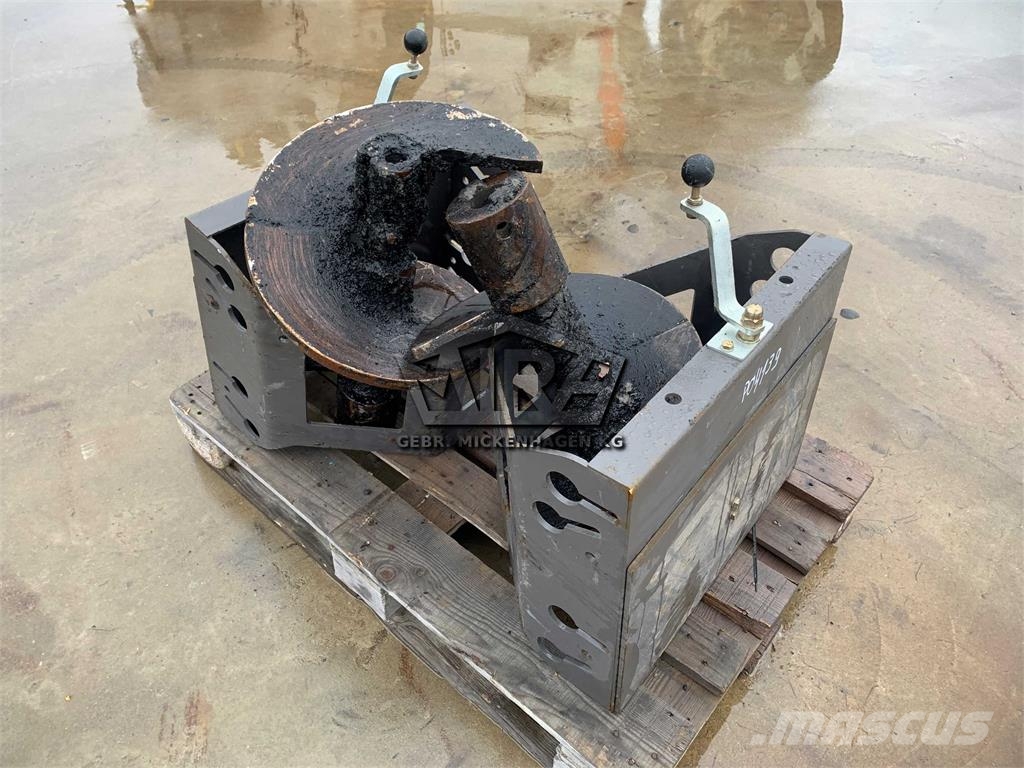 Volvo ABG Bleche/ Schnecken/ P6870C Asfaltafwerkmachines