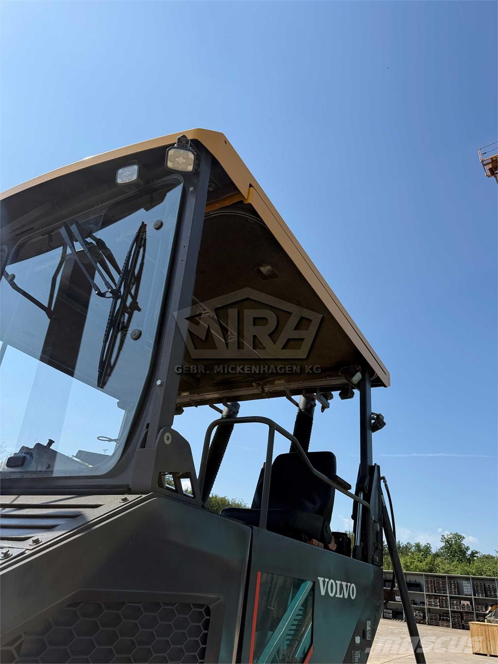 Volvo ABG P 7820 D ! 8,5m ! Asfalttikoneet