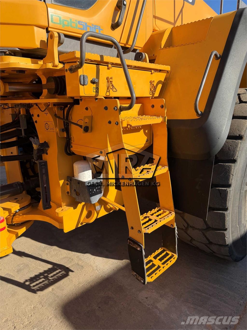 Volvo L 220 H Radlader