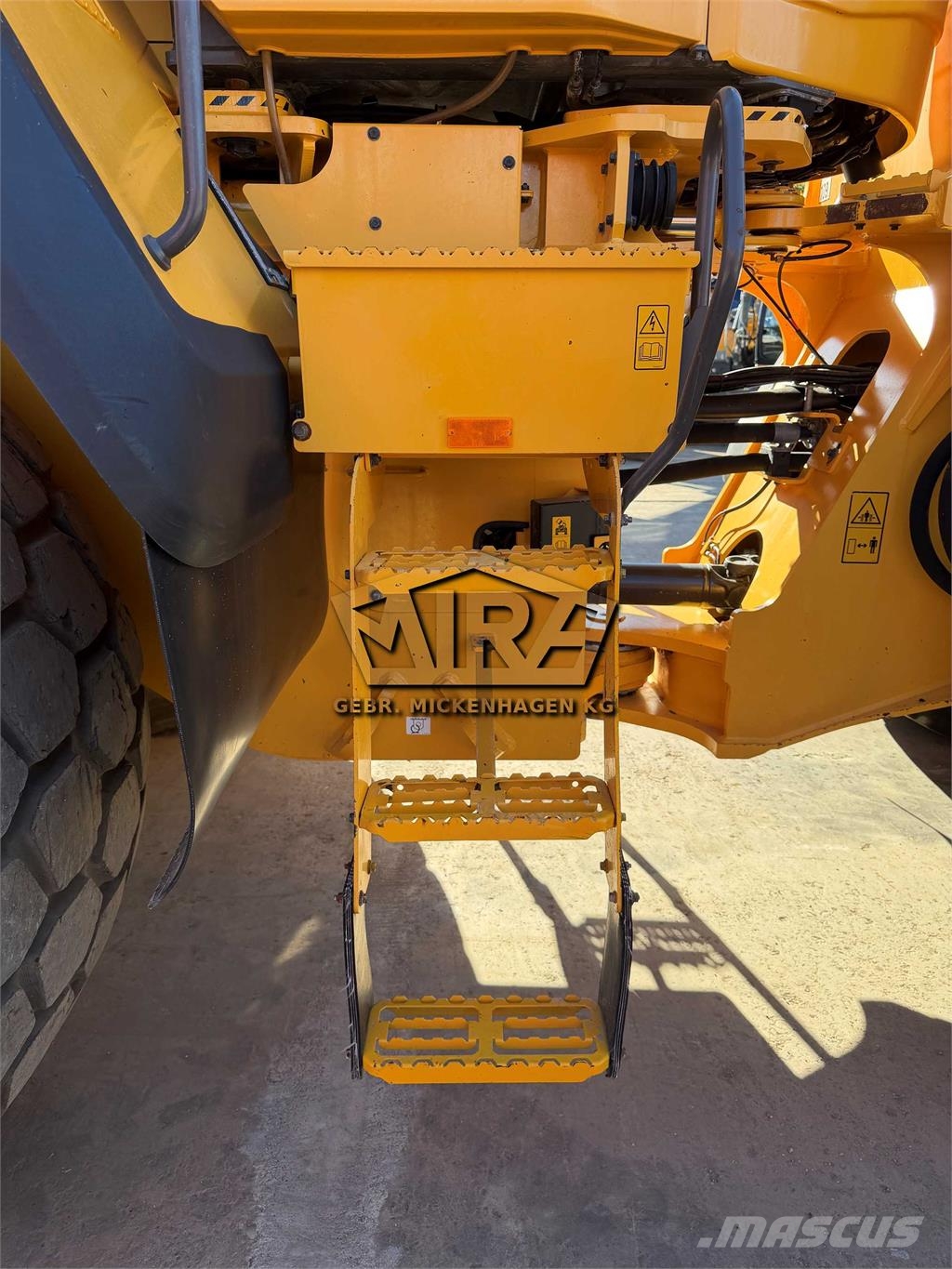 Volvo L 220 H Radlader