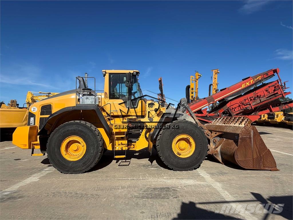 Volvo L 220 H Radlader