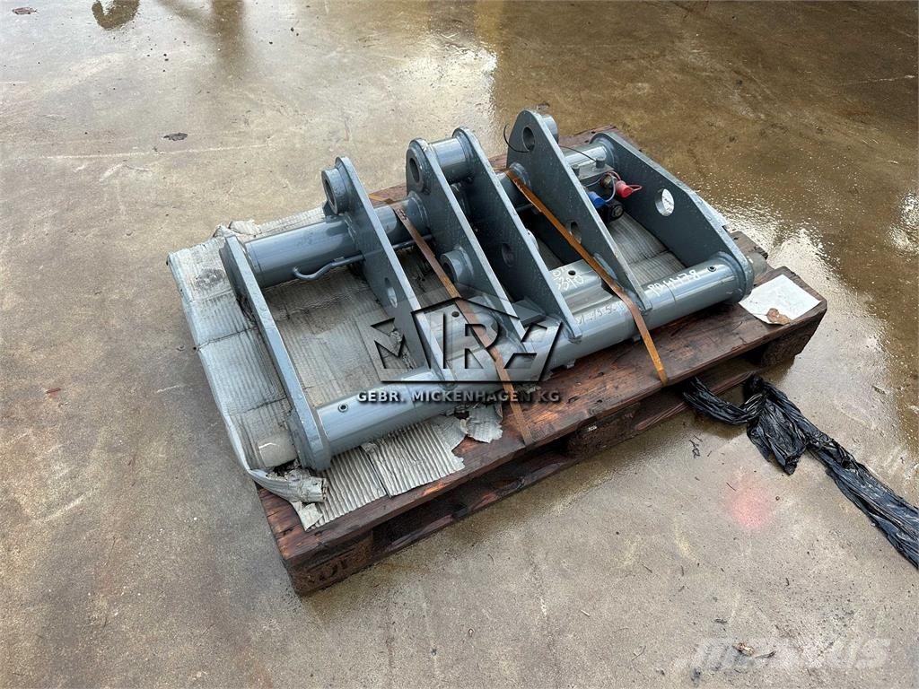 Volvo L 30 / Volvo SW موصلات سريعة
