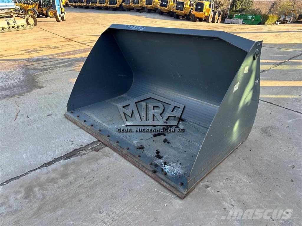 Wacker 2500 mm / SW Volvo L60 - L90 Kaušai