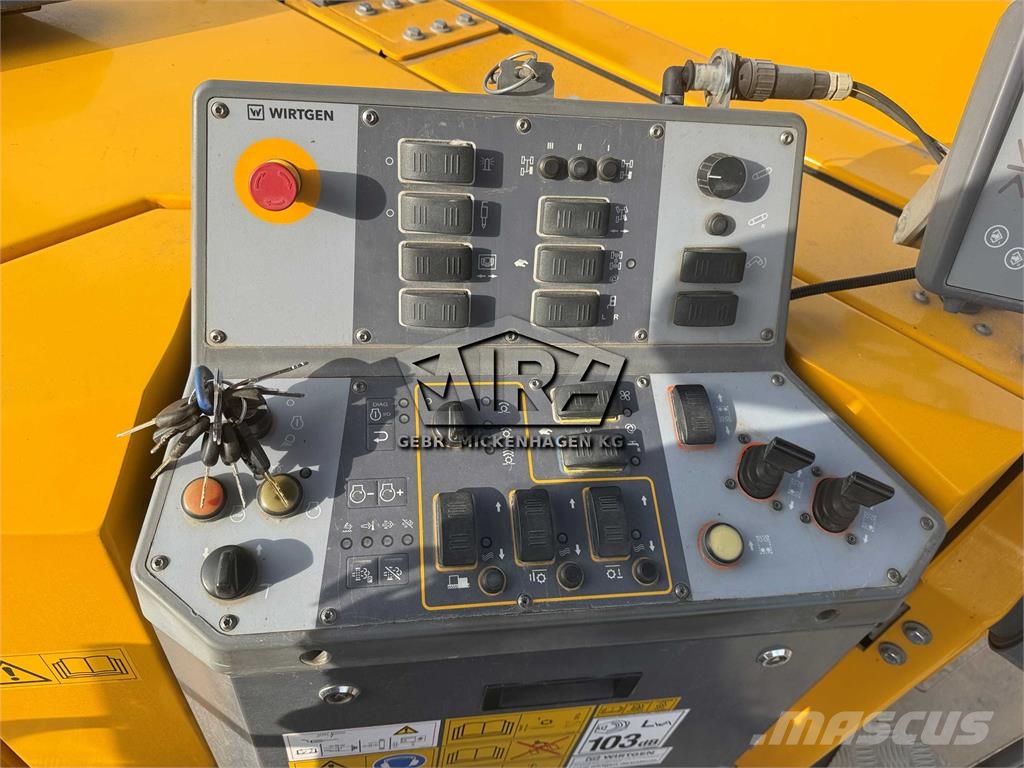 Wirtgen W 100 CFi ( Downgrade Fresadoras de asfalto