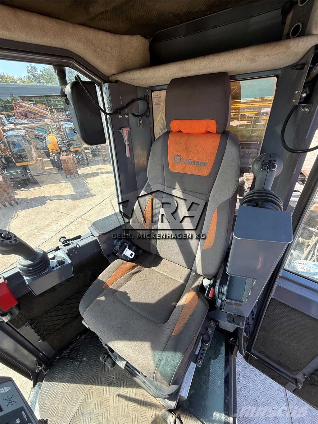 Wirtgen W 200i ماكينات الكشط البارد للأسفلت