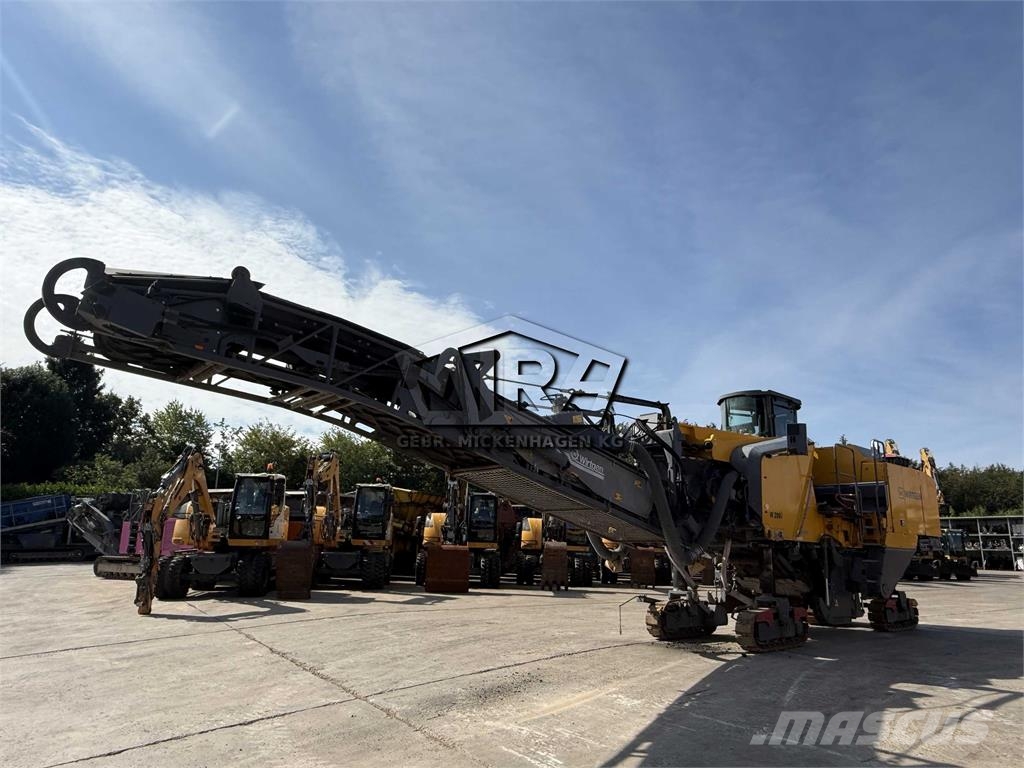 Wirtgen W 200i ماكينات الكشط البارد للأسفلت