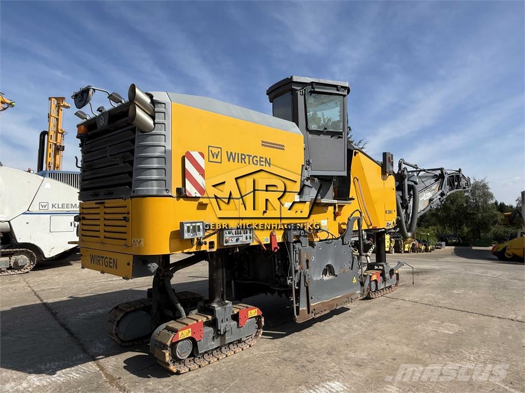 Wirtgen W 200i ماكينات الكشط البارد للأسفلت