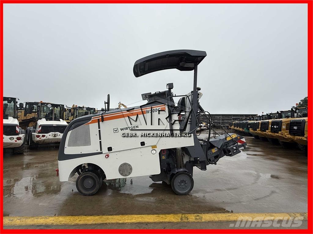 WIRTGEN 1900 DC STRASSENFRÄSE NFM NEDERLANDSE FREES MIJ #379 NZG 1:50 OVP