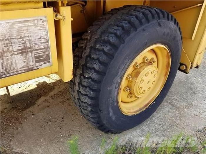 Lorain LCD150 Ruwterrein kranen