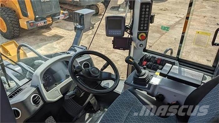 XCMG XC958U 輪胎式裝載機