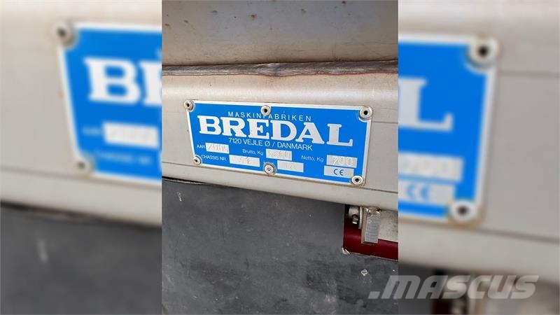 Bredal TX 3000 معدات توزيع السماد العضوي