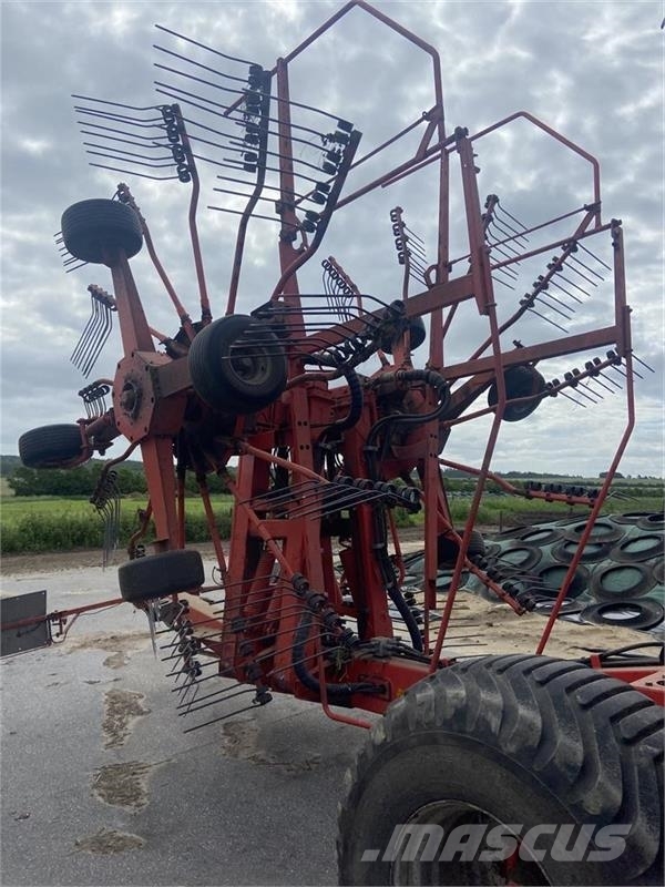 Kuhn GA 15021 Med nyer rive fjedre Pöyhimet ja haravat