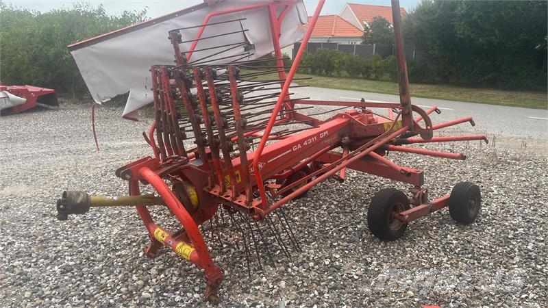 Kuhn GA 4311 GM مكابس وميبسات التبن