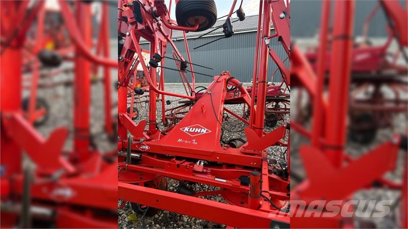 Kuhn Gf8702 مكابس وميبسات التبن