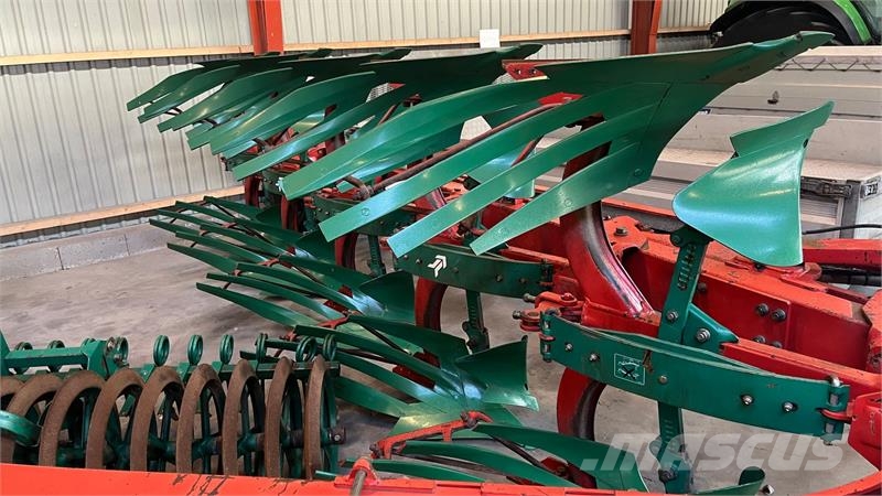 Kverneland EG 100-300-28 6 furet Wentelploegen