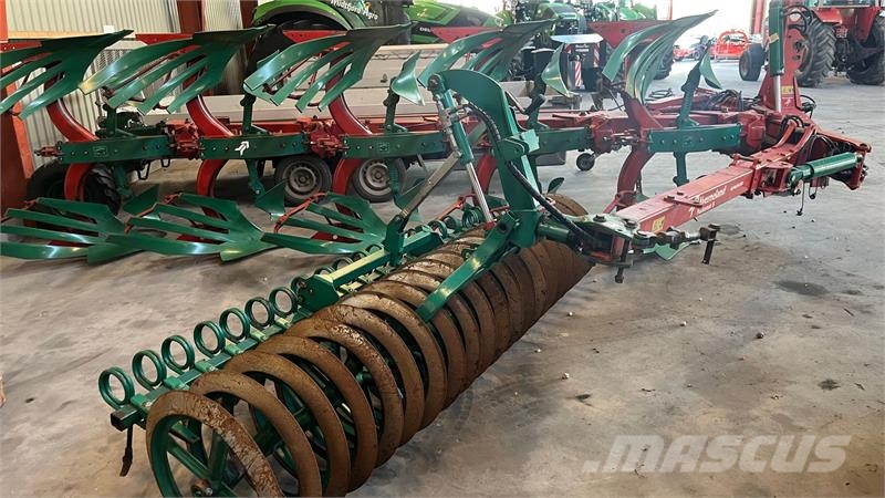 Kverneland EG 100-300-28 6 furet Wentelploegen