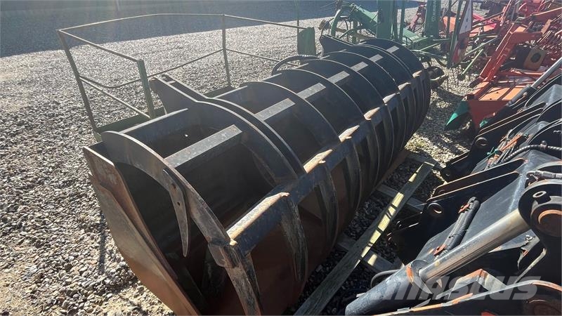MO Implements Siloskovl 280 cm Altri accessori per trattori