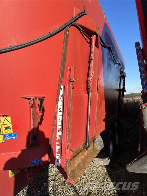 Trioliet Solomix 3 3000L 3 sneglet Fullfodervagnar