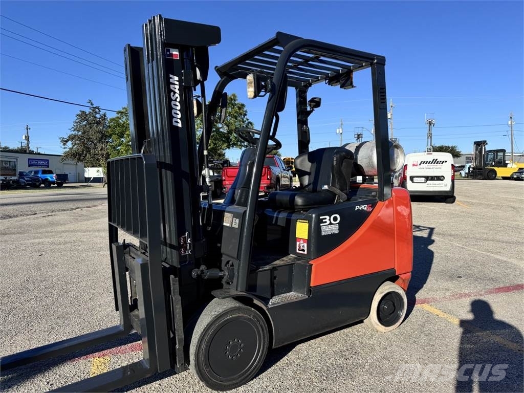 Doosan Industrial Vehicle GC30P-5 Gaffeltrucker - Annet