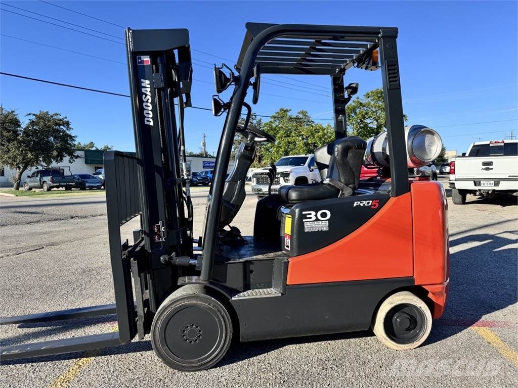 Doosan Industrial Vehicle GC30P-5 Gaffeltrucker - Annet