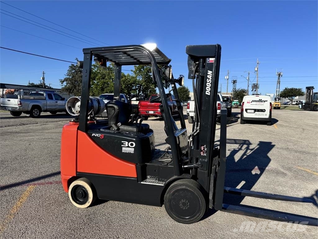 Doosan Industrial Vehicle GC30P-5 Gaffeltrucker - Annet