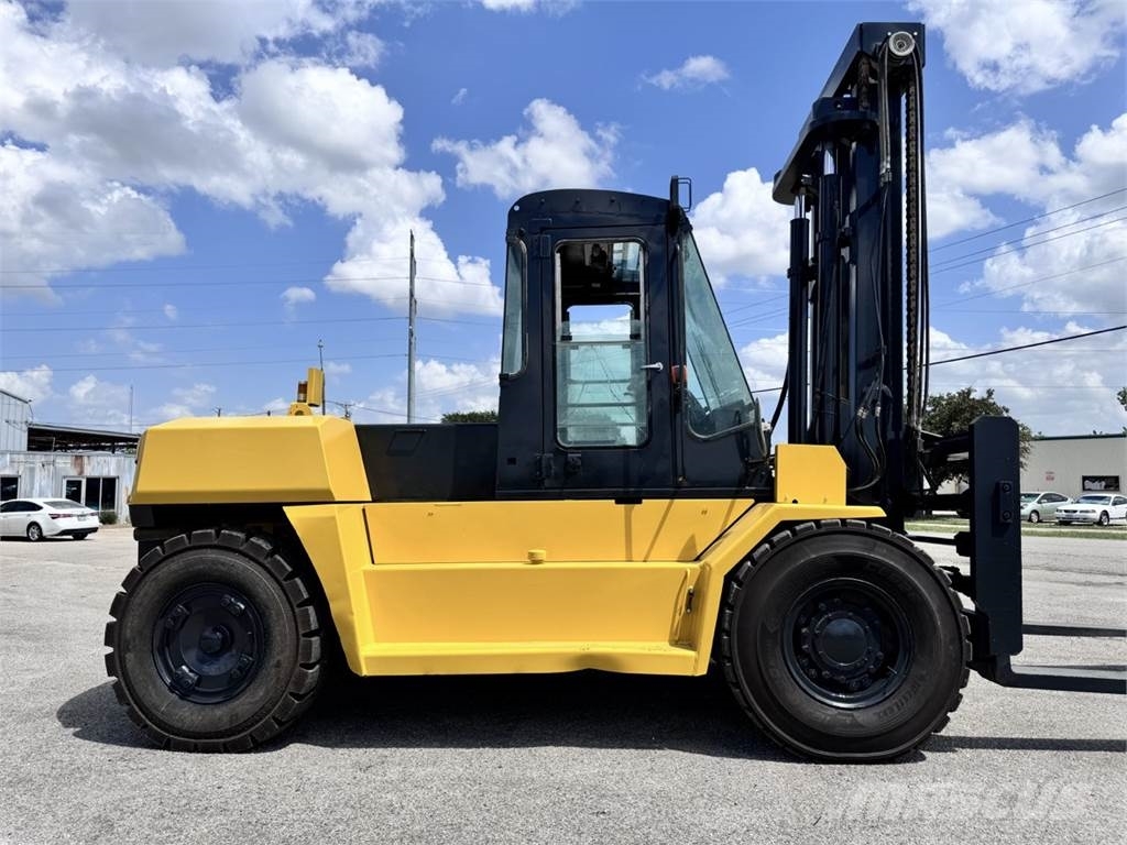Komatsu FD135T-8 Další