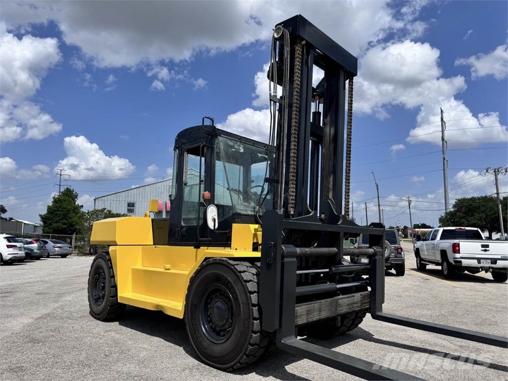 Komatsu FD135T-8 Další
