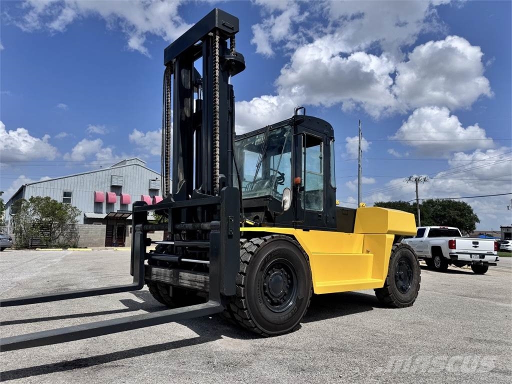 Komatsu FD135T-8 Další