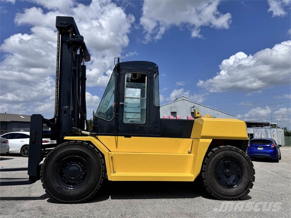 Komatsu FD135T-8 Další
