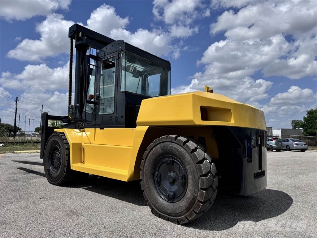 Komatsu FD135T-8 Další