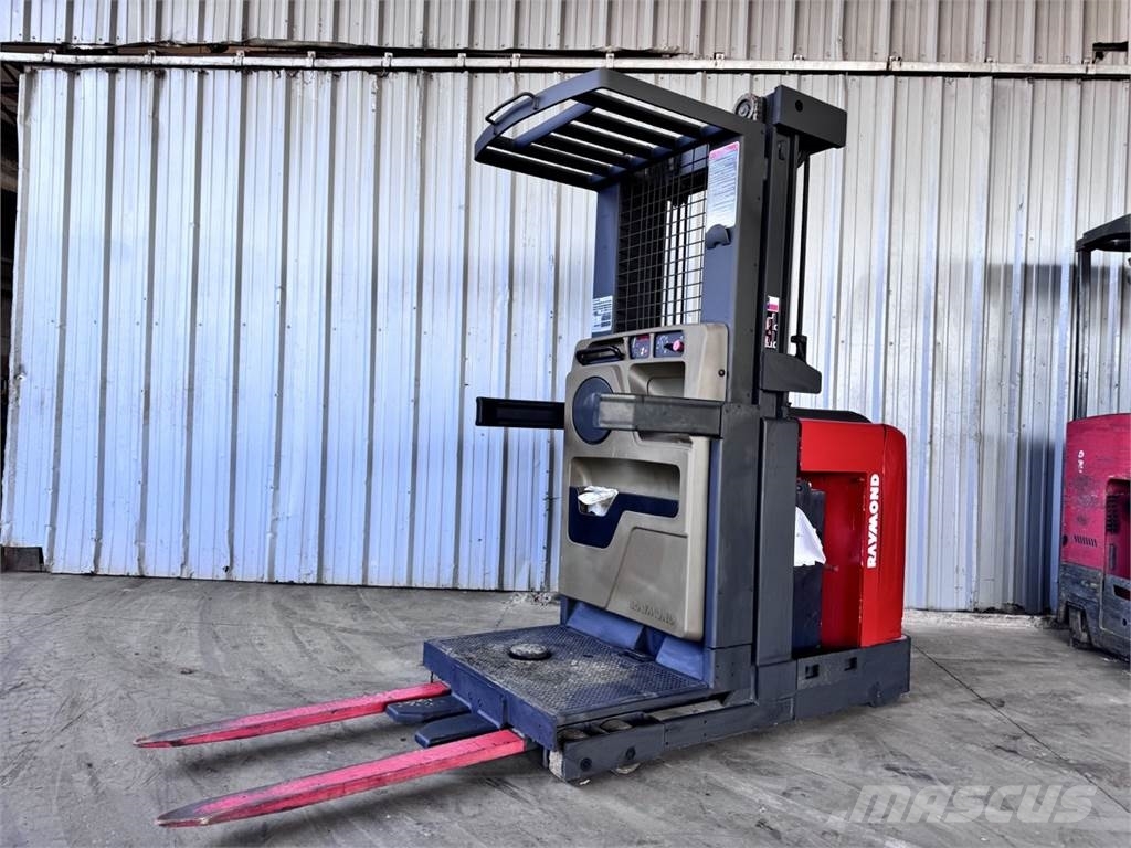 Raymond 540-OPC30TT Préparateur de commande moyenne levée