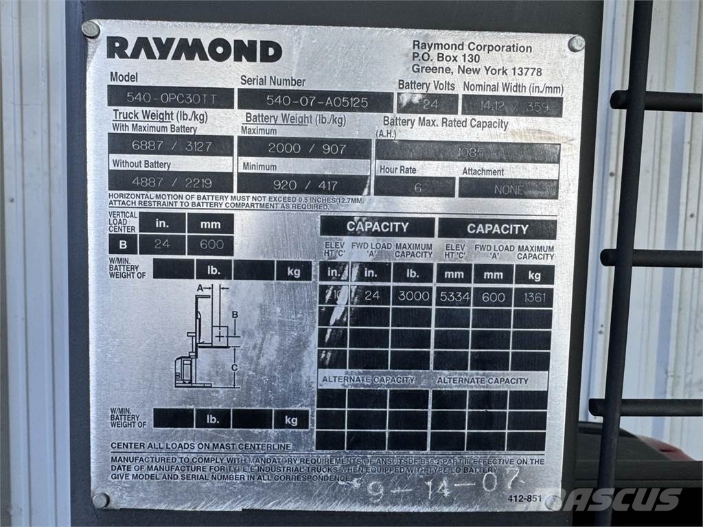 Raymond 540-OPC30TT Préparateur de commande moyenne levée