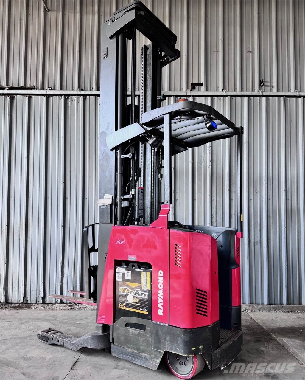 Raymond 750-R45TT Reachtruck voor hoog niveau
