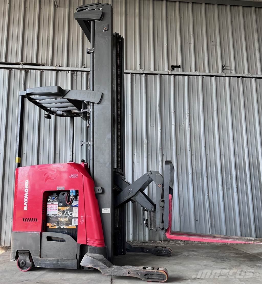 Raymond 750-R45TT Reachtruck voor hoog niveau