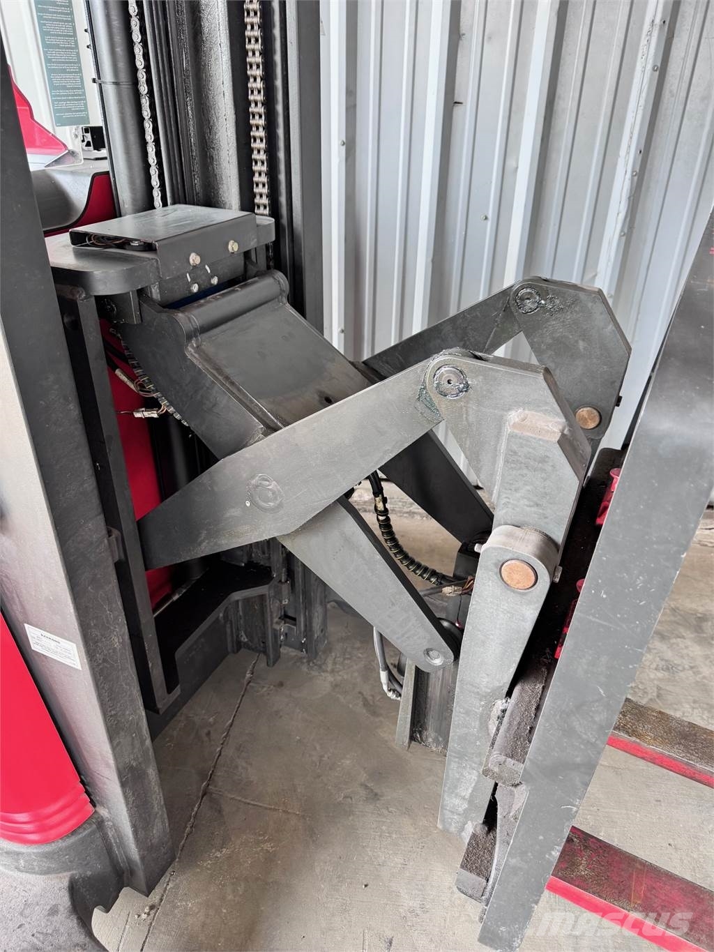 Raymond 750-R45TT Reachtruck voor hoog niveau