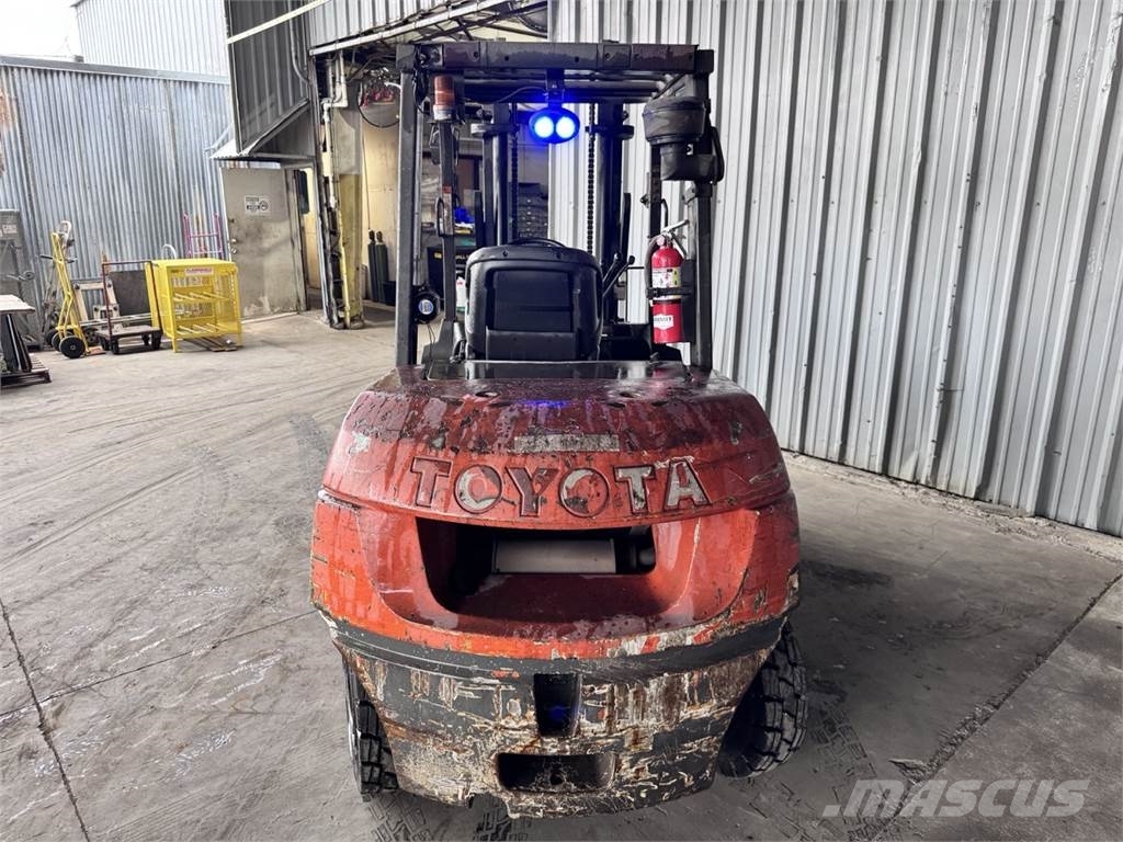 Toyota Material Handling 7FDU35 其他叉车