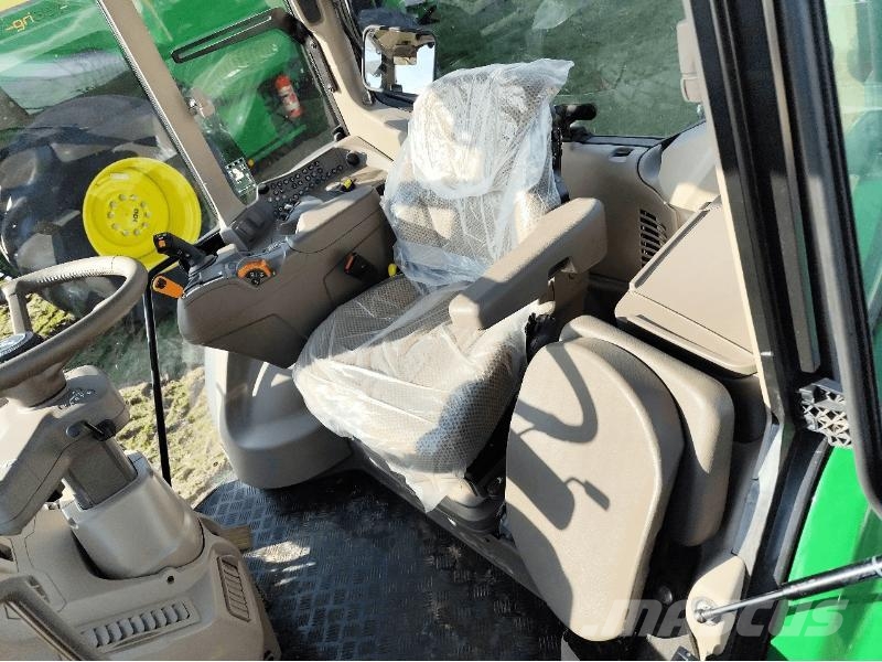 John Deere 6110M Trattori