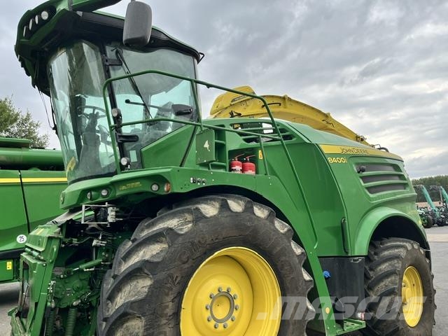 John Deere 8400i Trince semoventi