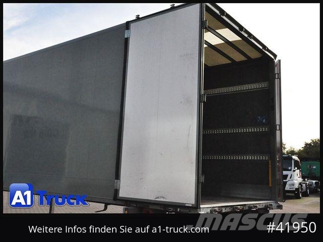  7,45, Möbelkoffer, Lichtband, Filzwände, verz Platformen