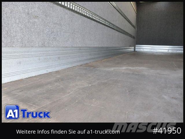  7,45, Möbelkoffer, Lichtband, Filzwände, verz Platformen