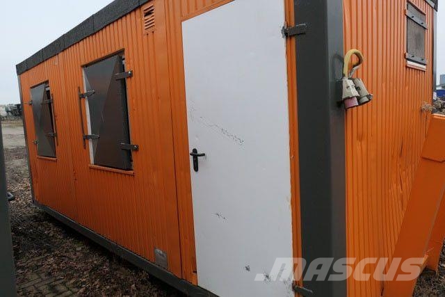 Abroll-Bürocontainer mit Eingangstür Φορτηγά ανατροπή με γάντζο