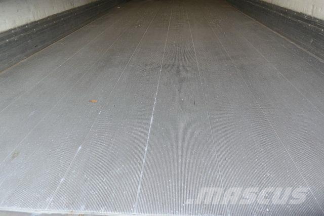 Ackermann VA-F 18/7.1e, Carrier Maxima 1000, LBW, Kamera Koel-vries trailer