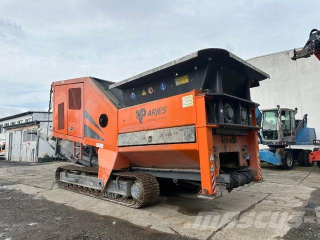 Arjes Titan 900 / Shredder Entreprenad - Övrigt