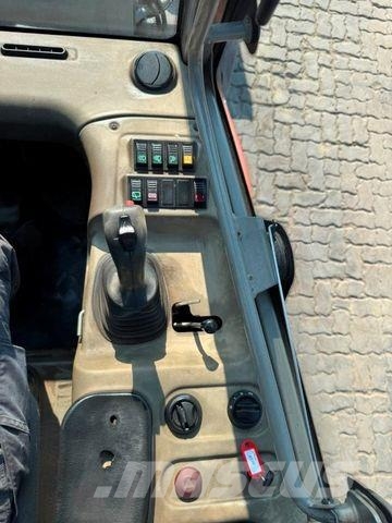 Atlas AR 60 لوادر بعجل