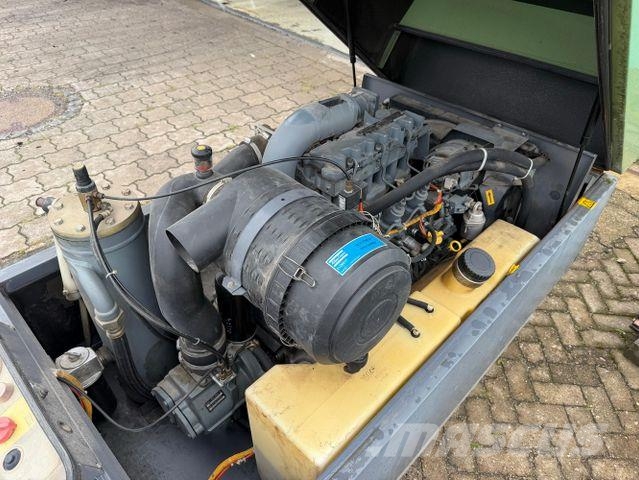 Atlas Copco XAS 67 DD, Kompressor, Generator, 7bar, Deutz Kompresory