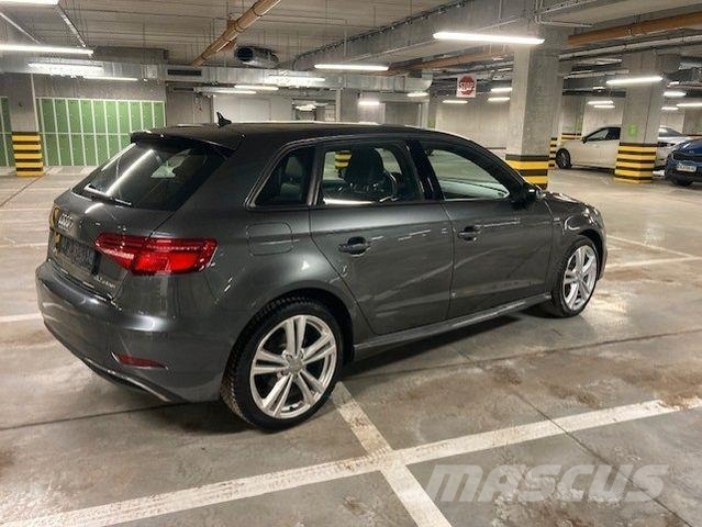 Audi A3 Sportback 40 e-tron sport Carros