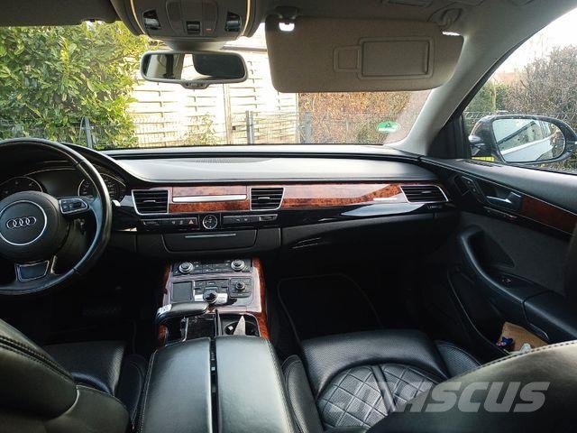 Audi A8 4.2 TDI tiptronic quattro 汽車