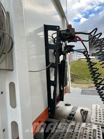 Berger VERBREITERBAR AUF 3.2M ERSTE LETZTE ACHS HEBEAX Curtainsider semi-trailers
